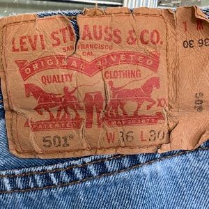 Levi jeans 501